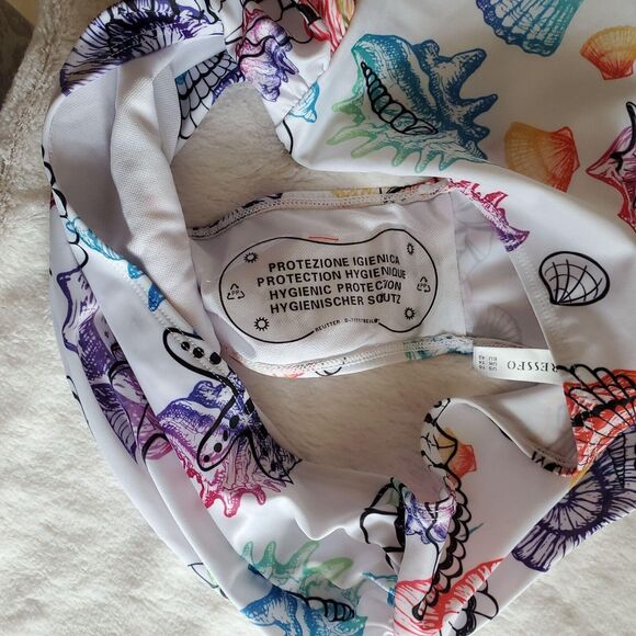 Dressfo	Womens Swim Suit White M Ruched Bikini Bottom 10 New - Picture 4 of 5